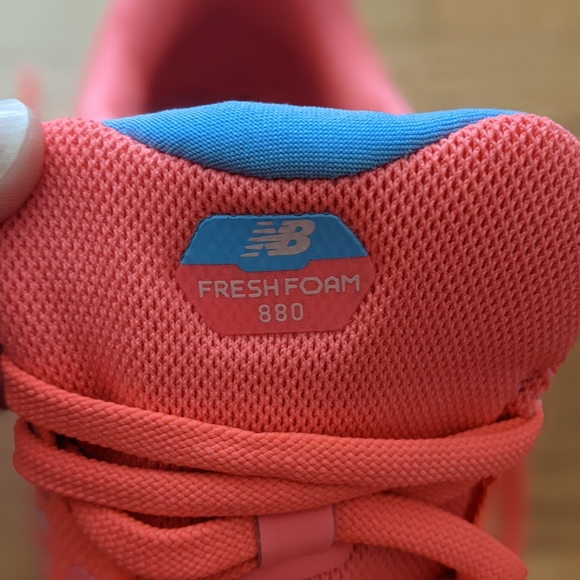 New Balance Fresh Foam 880 Running Sneakers - Picture 6 of 12